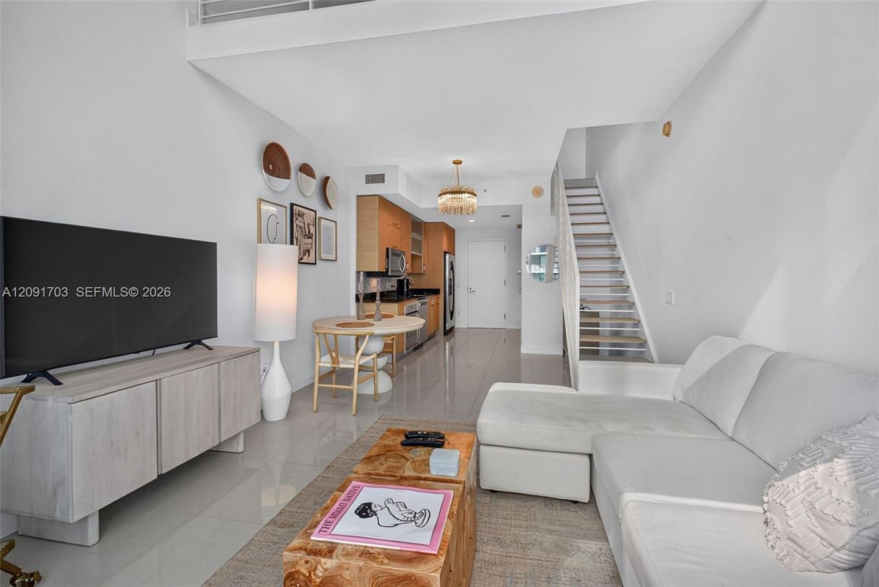 60 SW 13th St, Unit 3414, Miami, FL 33130 Photo