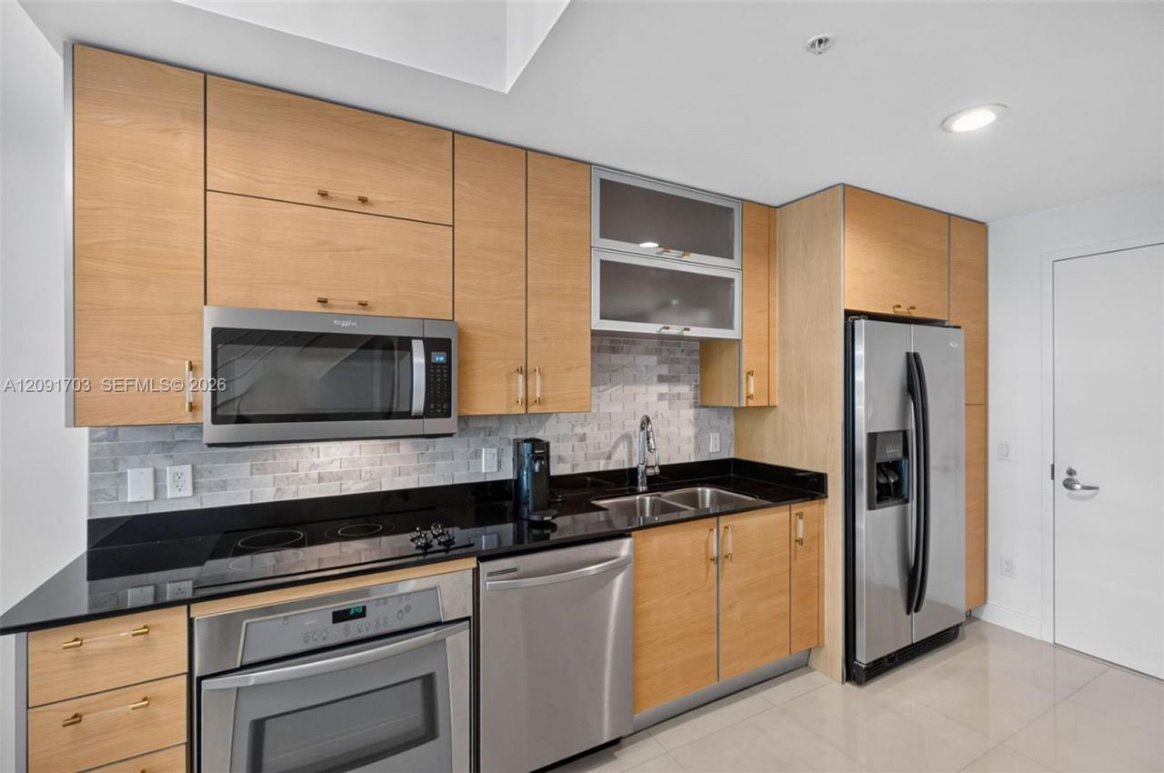 60 SW 13th St, Unit 3414, Miami, FL 33130 Photo
