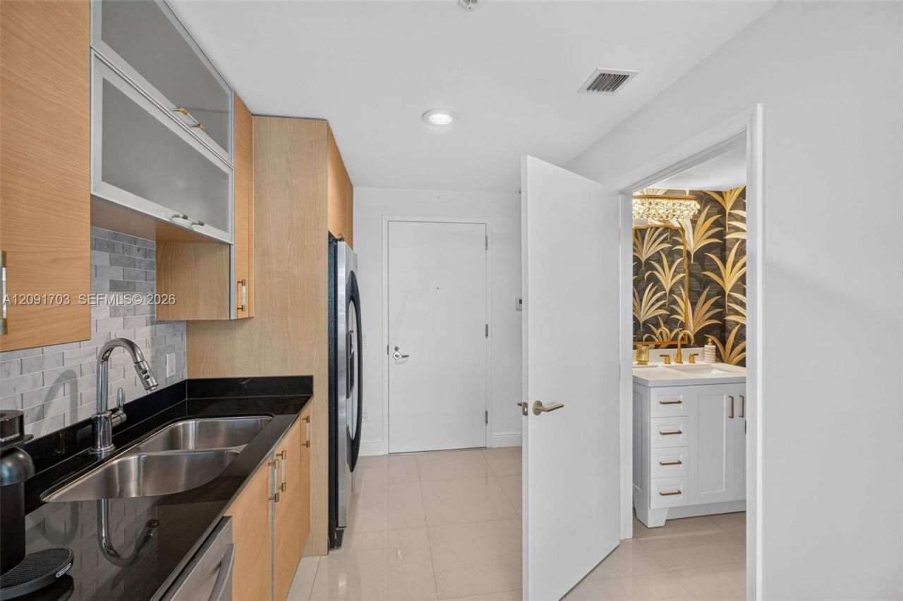 60 SW 13th St, Unit 3414, Miami, FL 33130 Photo