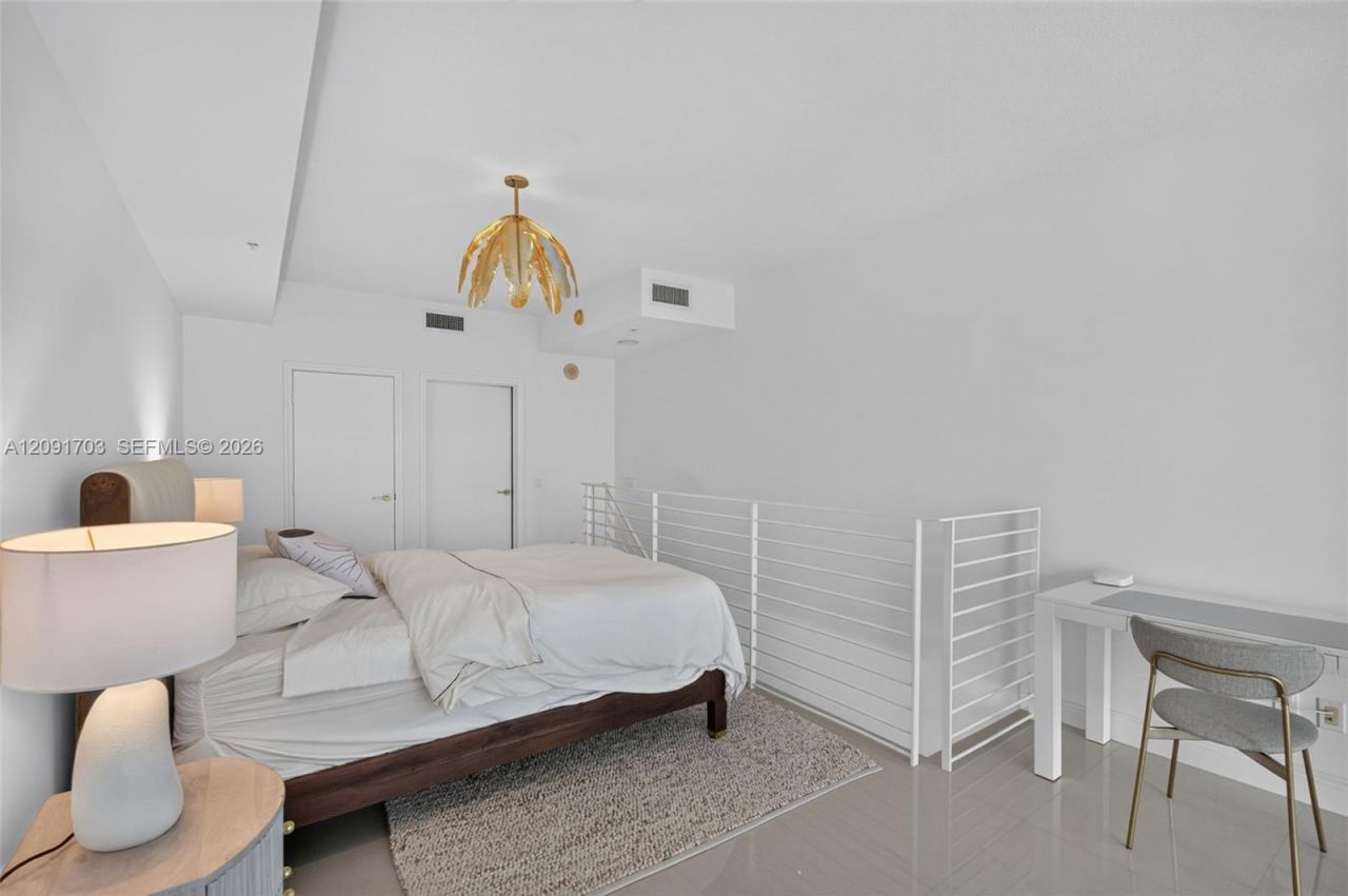 60 SW 13th St, Unit 3414, Miami, FL 33130 Photo