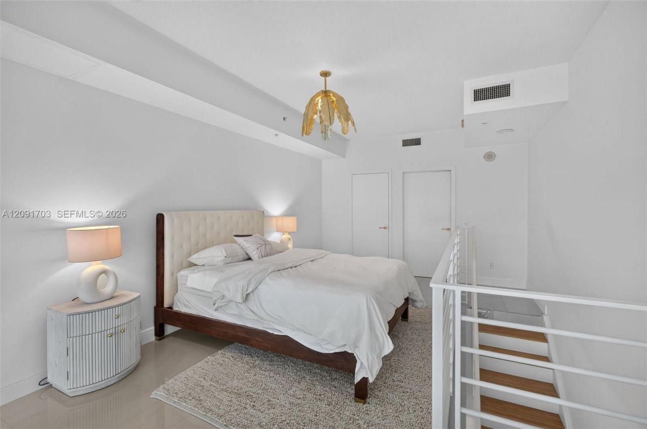 60 SW 13th St, Unit 3414, Miami, FL 33130 Photo