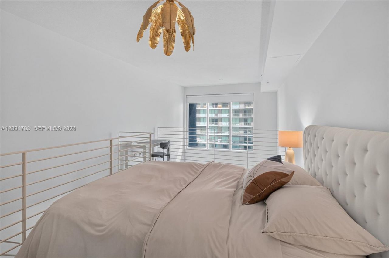60 SW 13th St, Unit 3414, Miami, FL 33130 Photo