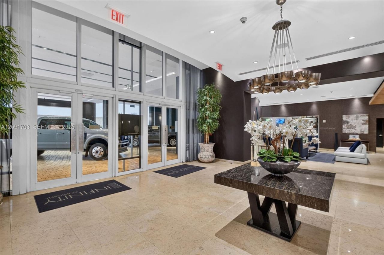 60 SW 13th St, Unit 3414, Miami, FL 33130 Photo