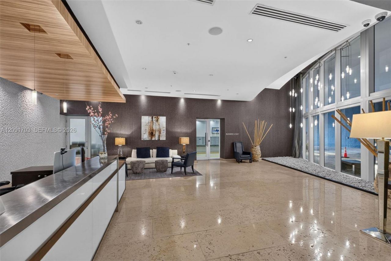 60 SW 13th St, Unit 3414, Miami, FL 33130 Photo