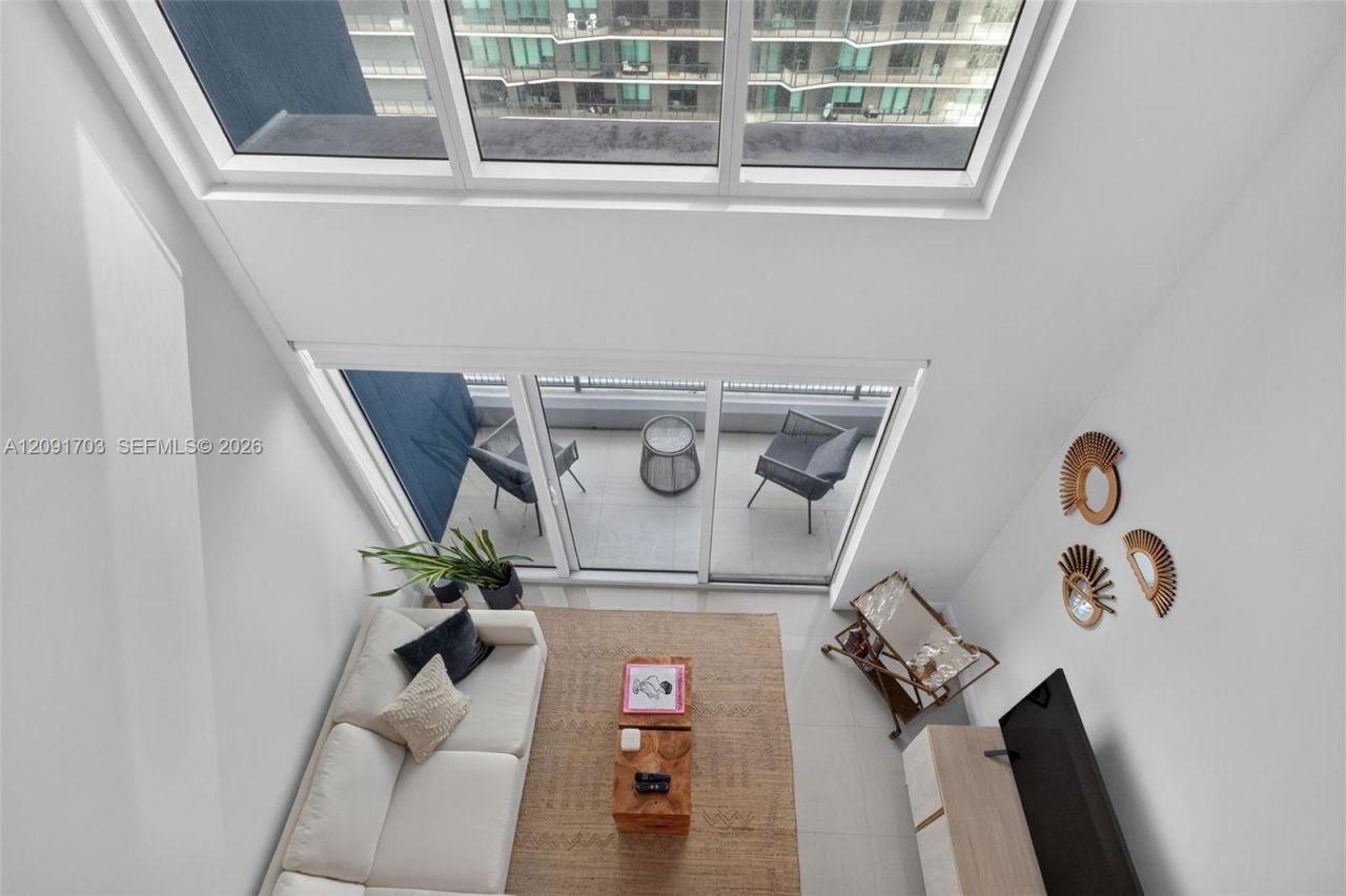 60 SW 13th St, Unit 3414, Miami, FL 33130 Photo