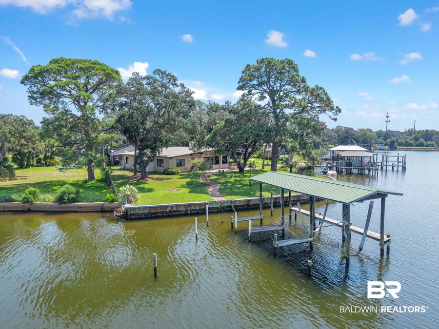 Property Image 100