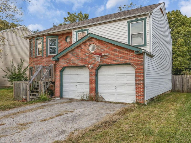 1644 Westmeadow Drive, Columbus, OH 43223 Photo 3