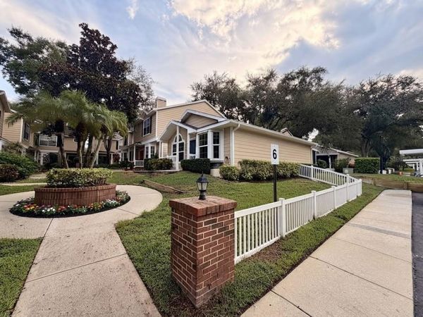 2416 HOUNDS TRAIL , PALM HARBOR, FL 34683