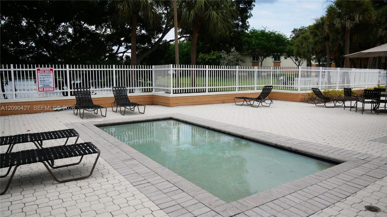 832 NW 92nd Ave, Unit 832, Plantation, FL 33324 Photo