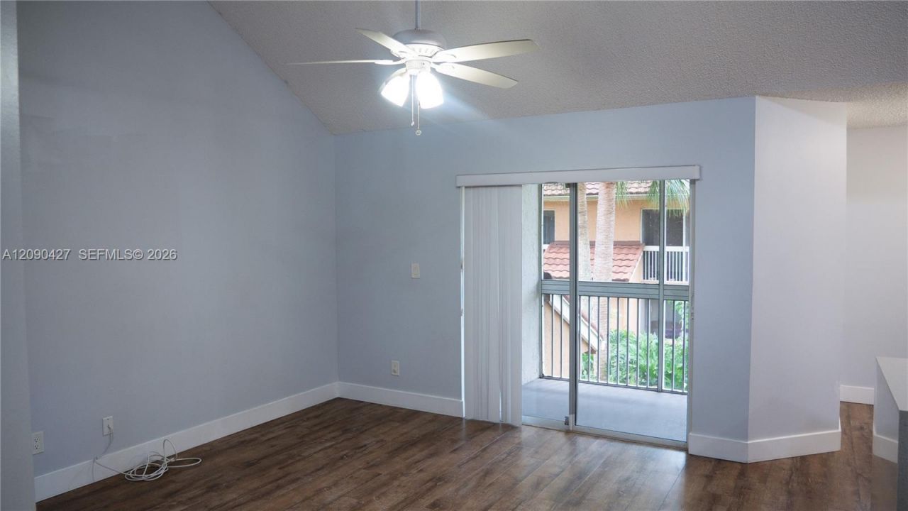 832 NW 92nd Ave , Unit 932, Plantation, FL 33324 Photo