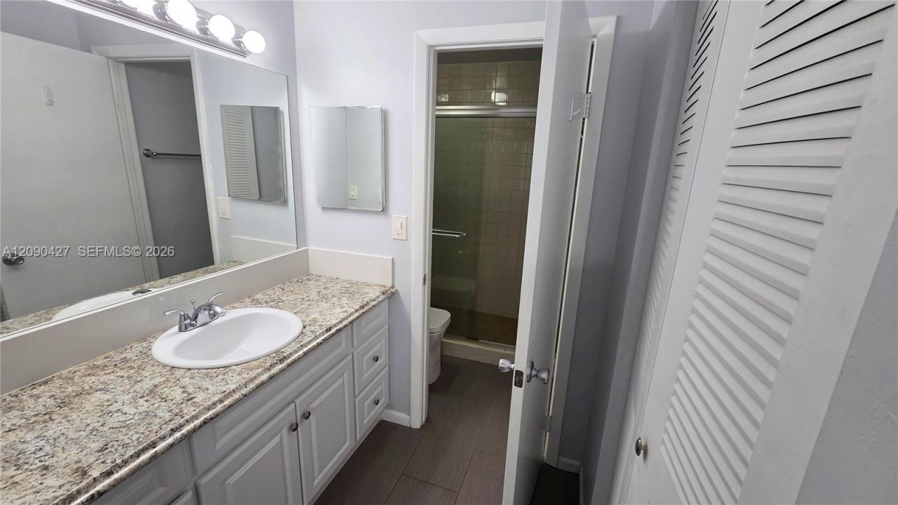 832 NW 92nd Ave , Unit 932, Plantation, FL 33324 Photo