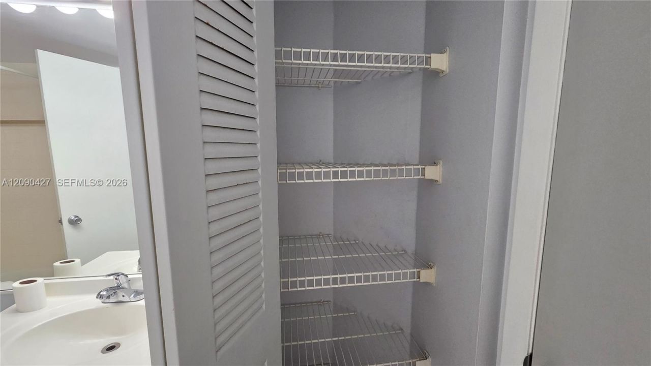 832 NW 92nd Ave, Unit 832, Plantation, FL 33324 Photo