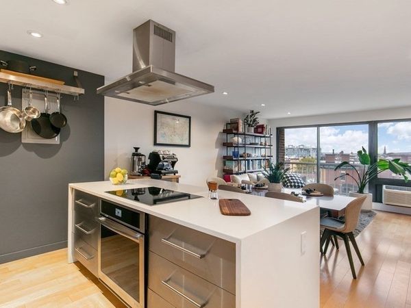 1105 Massachusetts, Unit 6C, Cambridge, MA 02138