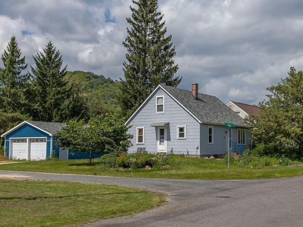 108 9th STREET S, Brownsville, WI 55919