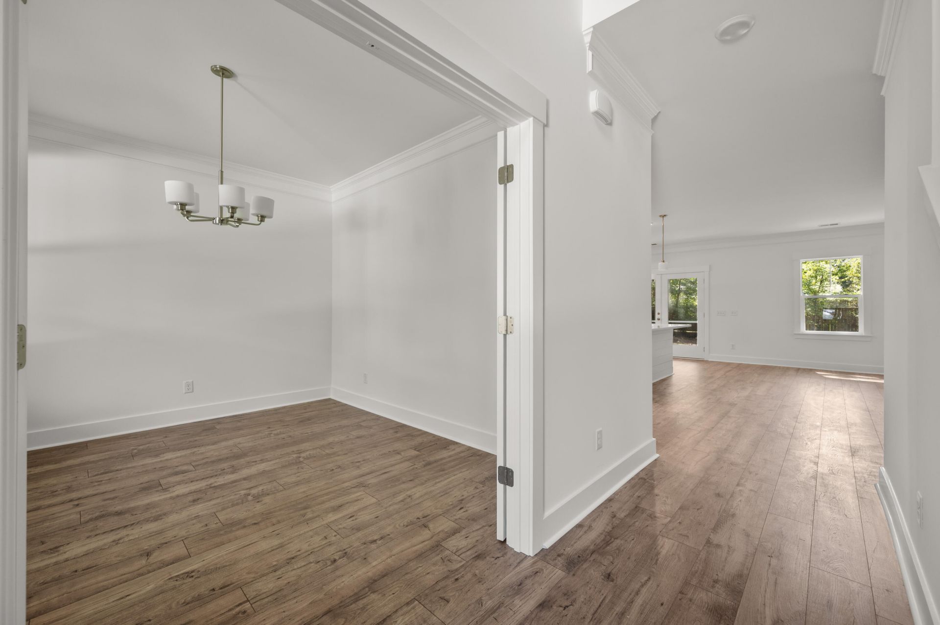 1457 Brownswood Road Photo 10
