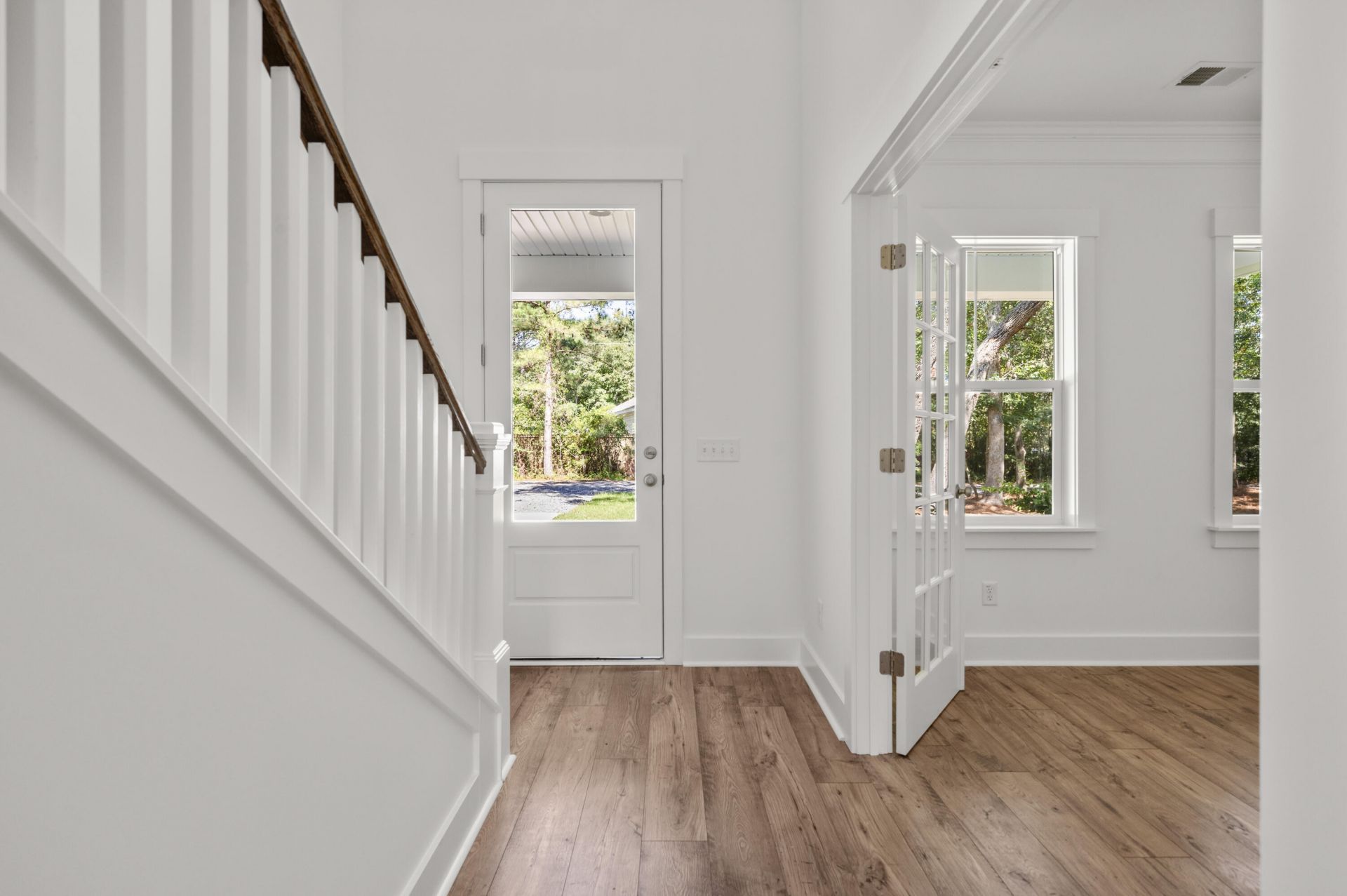 1457 Brownswood Road Photo 12