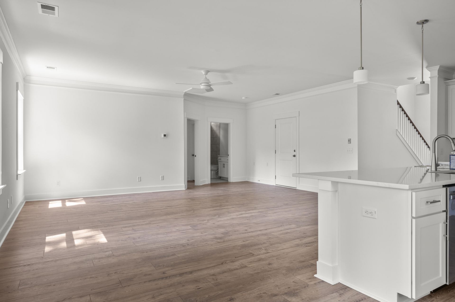 1457 Brownswood Road Photo 5
