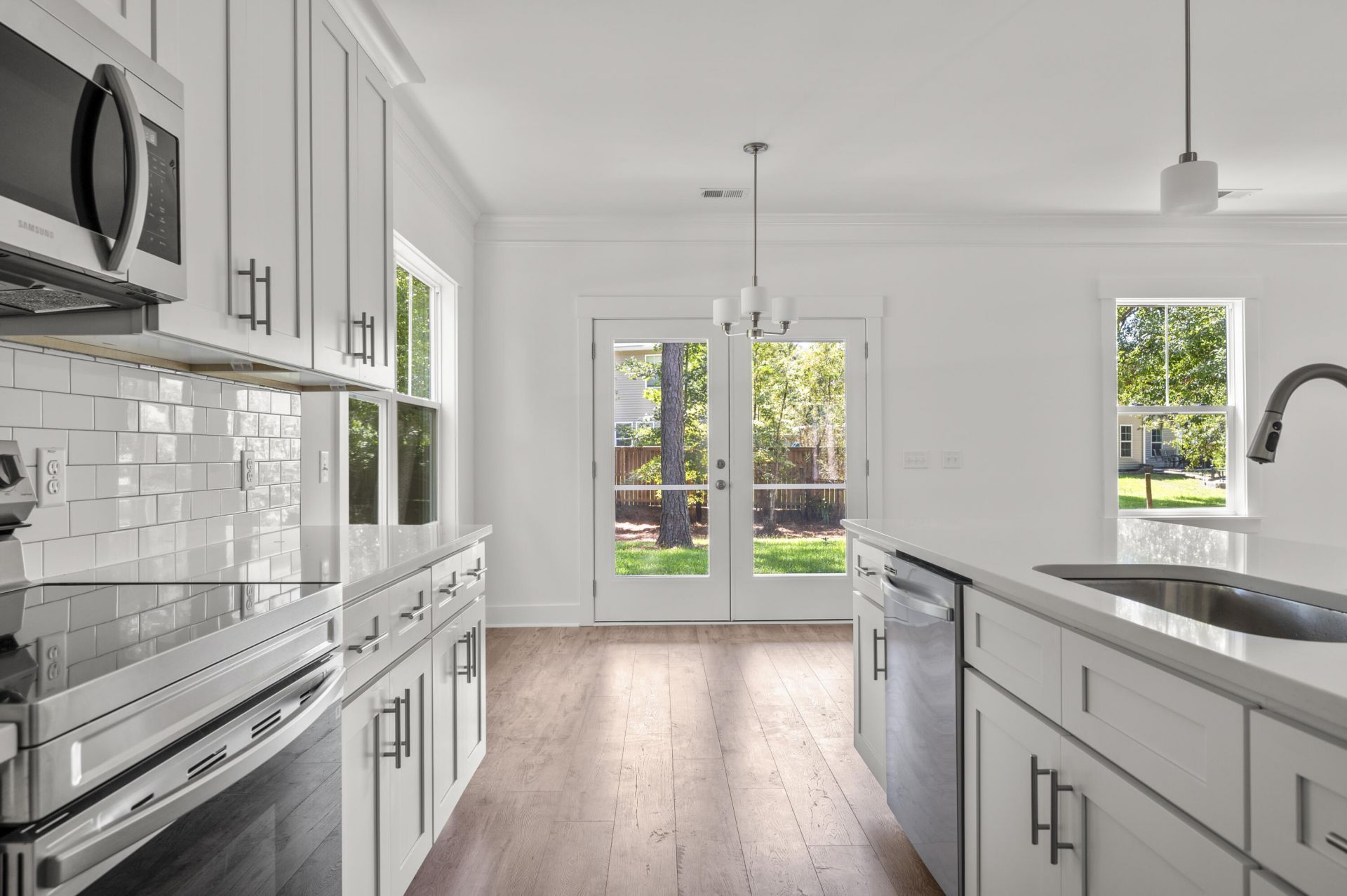 1457 Brownswood Road Photo 7