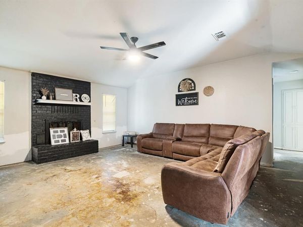 4025 Jefferson Rd, Paris, TX 75462