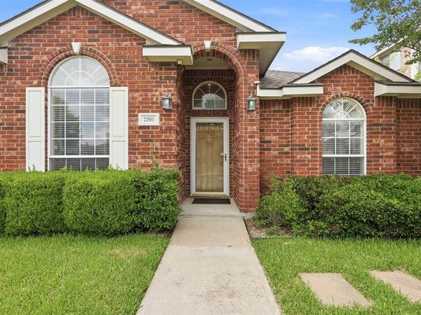 2501 Saddle Horn Drive, Mesquite, TX 75181