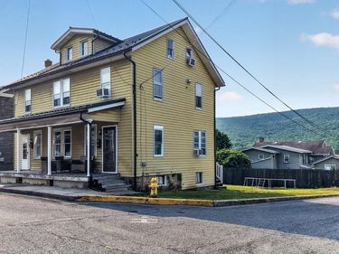 126 E SPRUCE STREET, WILLIAMSTOWN, PA 17098