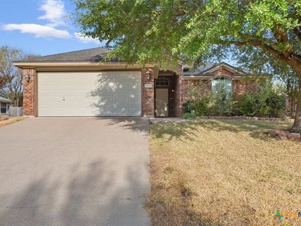 1410 Loving Trail , Belton, TX 76513