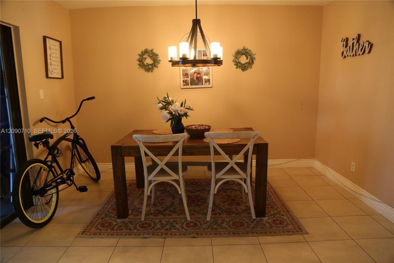 40 Pleasant Hill Ln , Unit 40, Tamarac, FL 33319 Photo