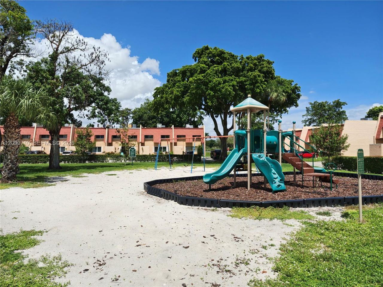 40 Pleasant Hill Ln , Unit 40, Tamarac, FL 33319 Photo
