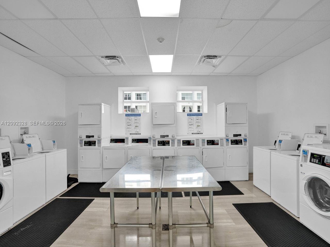 1228 West Ave, Unit 1415, Miami Beach, FL 33139 Photo