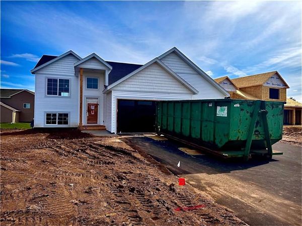 107 England Street, Somerset, WI 54025