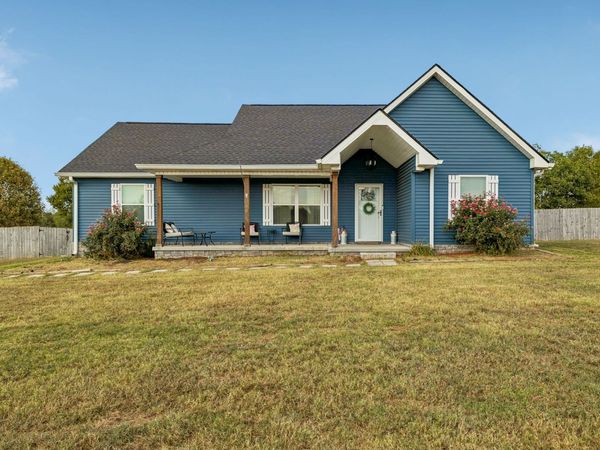 122 Hunters Ln , Westmoreland, TN 37186