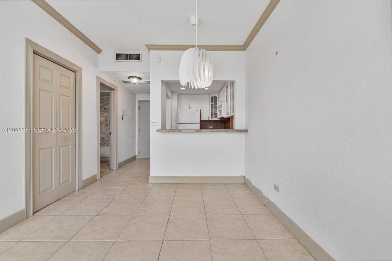 700 Biltmore Way, Unit 814, Coral Gables, FL 33134 Photo