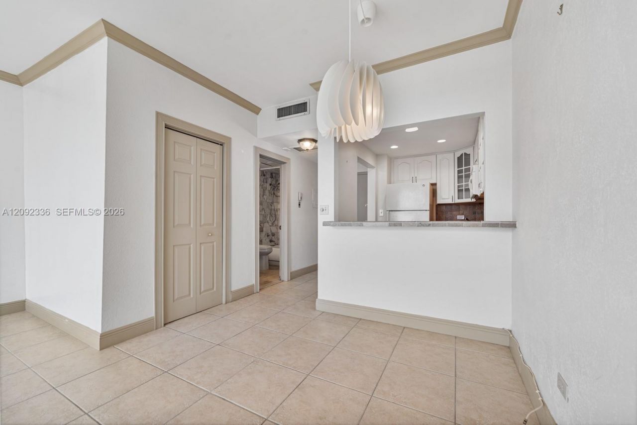 700 Biltmore Way, Unit 814, Coral Gables, FL 33134 Photo