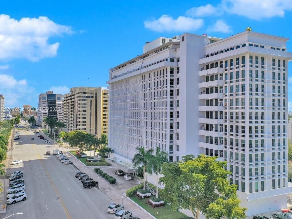 700 Biltmore Way, Unit 814, Coral Gables, FL 33134 Photo