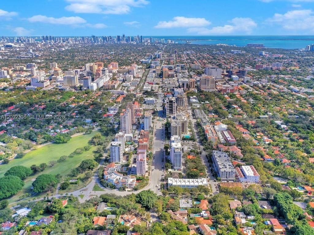 700 Biltmore Way, Unit 814, Coral Gables, FL 33134 Photo