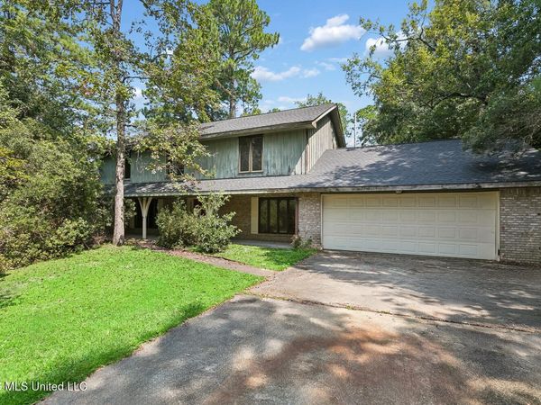 7624 Fairway Drive, Diamondhead, MS 39525