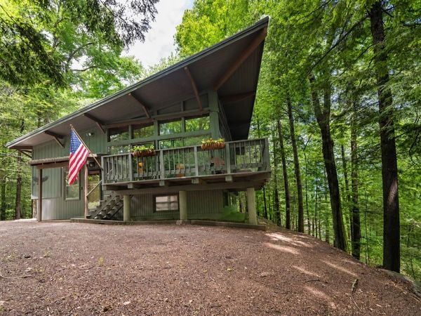 7 Sam Hall Drive, Plymouth, NH 03264