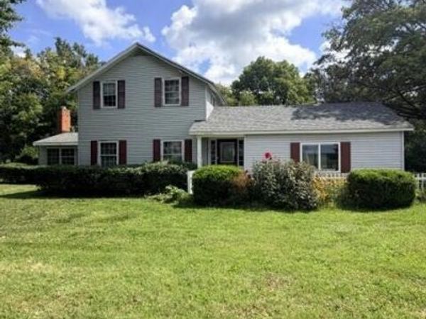 9705 Township Road 207, Findlay, OH 45840