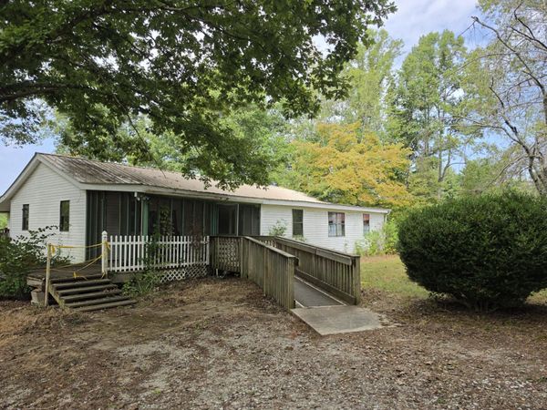 82 Bentley Road, Pikeville, TN 37367