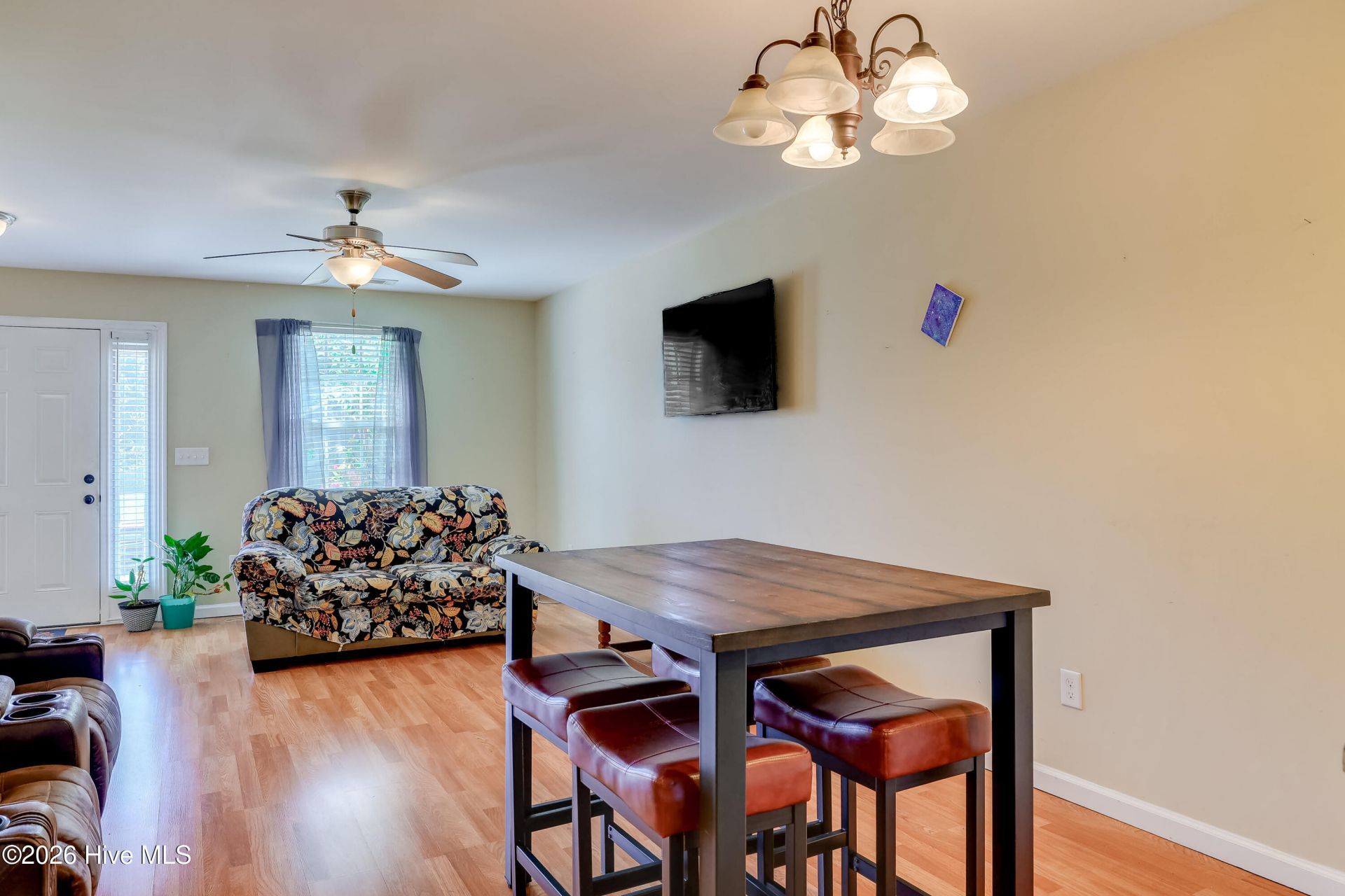 6016 Village West Lane Photo 17