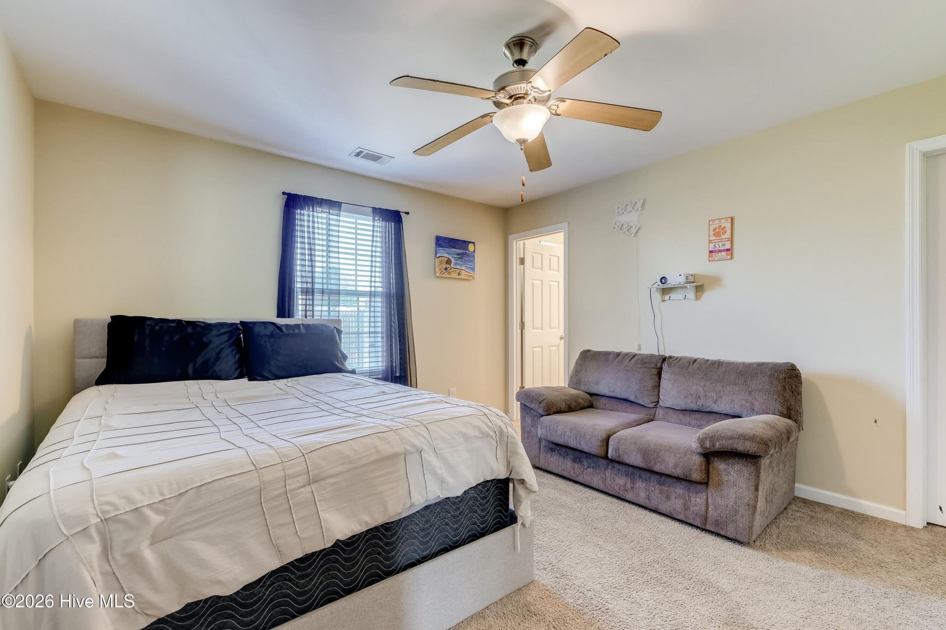 6016 Village West Lane Photo 23