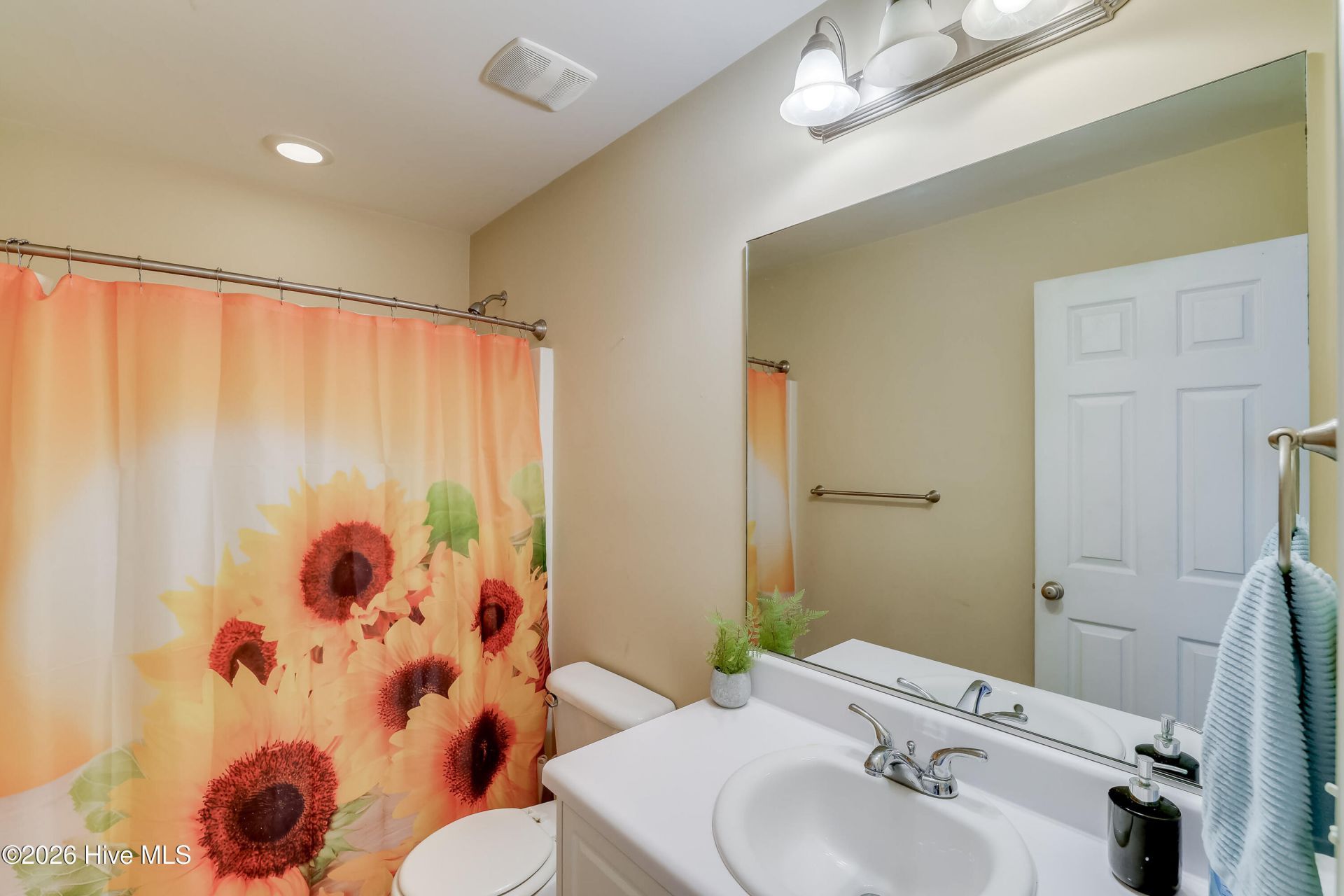 6016 Village West Lane Photo 27