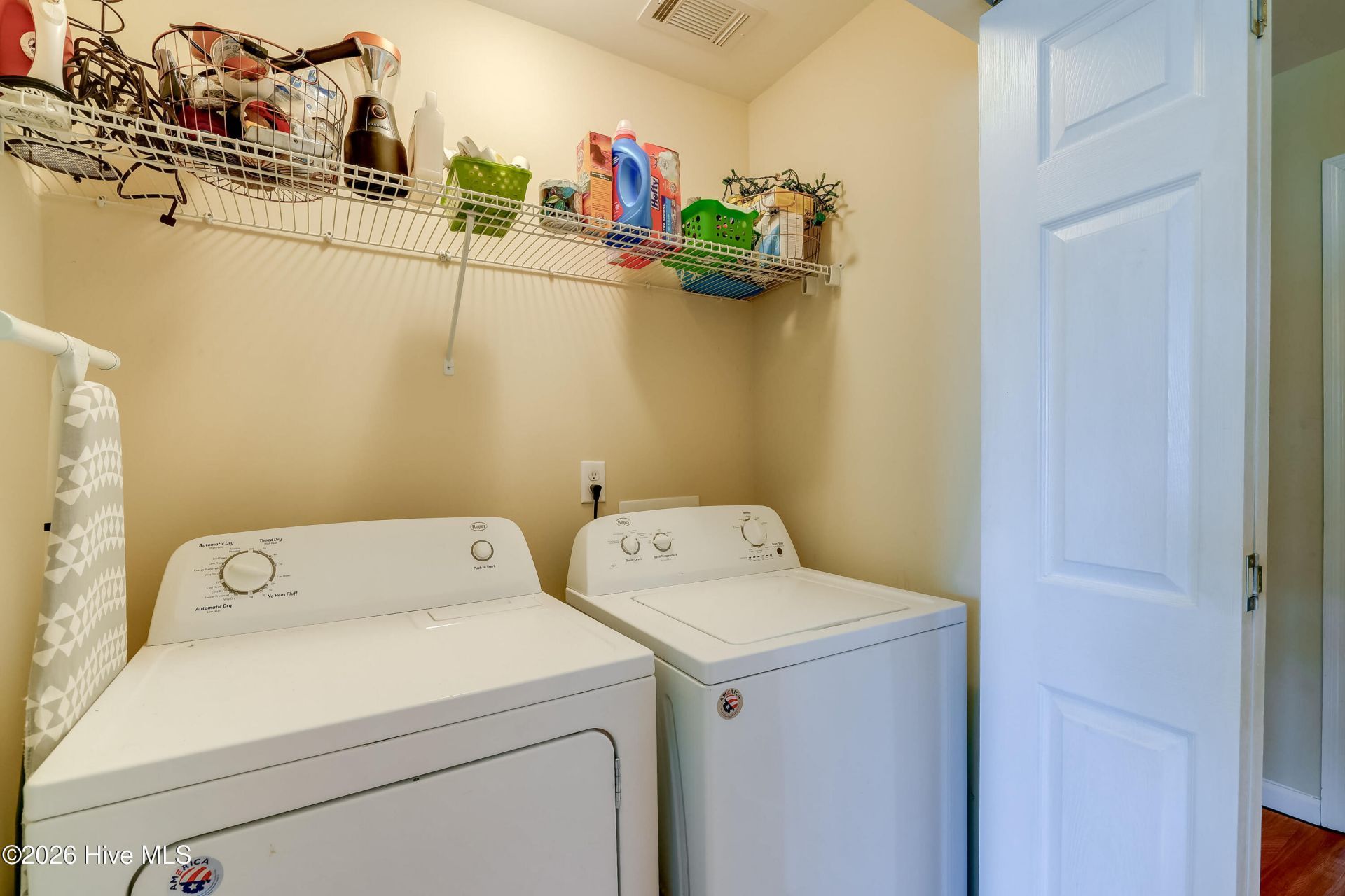 6016 Village West Lane Photo 28