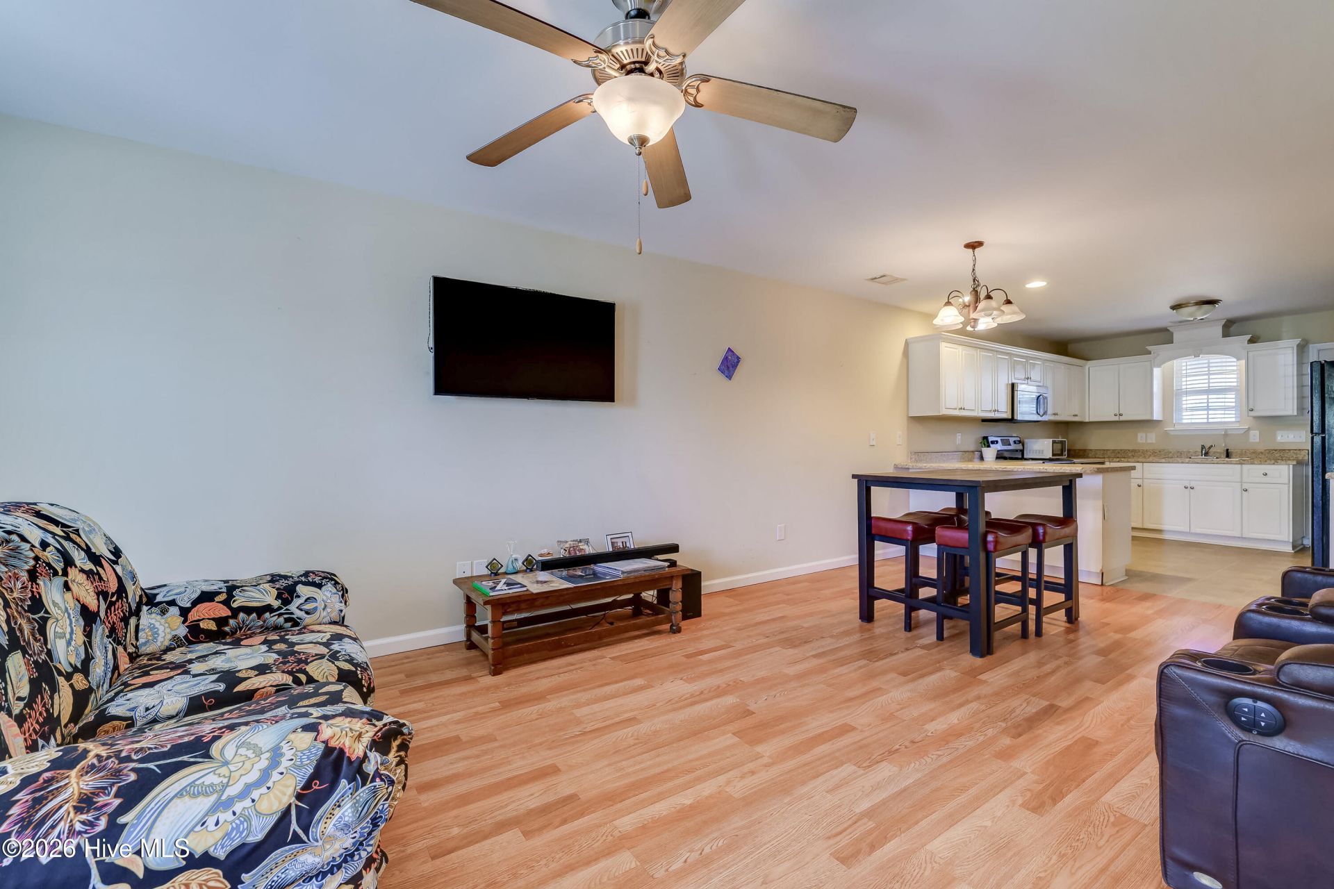 6016 Village West Lane Photo 8