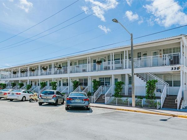 330 74th St, Unit 1, Miami Beach, FL 33141