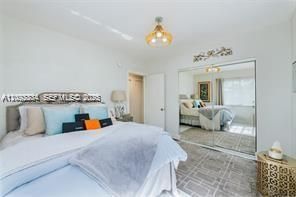 330 74th St, Unit 1, Miami Beach, FL 33141 Photo