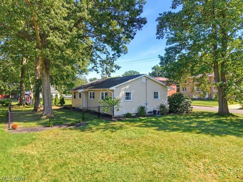 330 Tolbert Street, Wadsworth, OH 44281 Photo 8