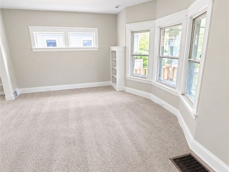 9223 Adams Avenue, Cleveland, OH 44108 Photo 7