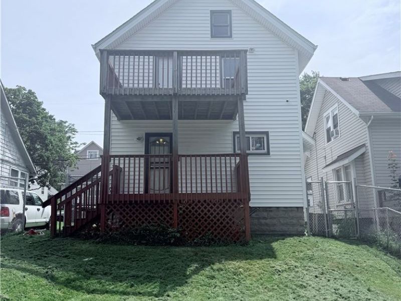 2132 10th Street SW, Akron, OH 44314 Photo 5