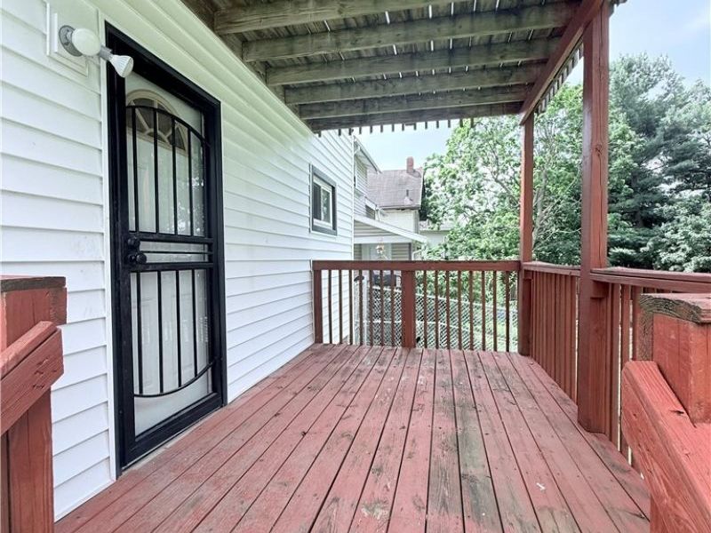 2132 10th Street SW, Akron, OH 44314 Photo 6
